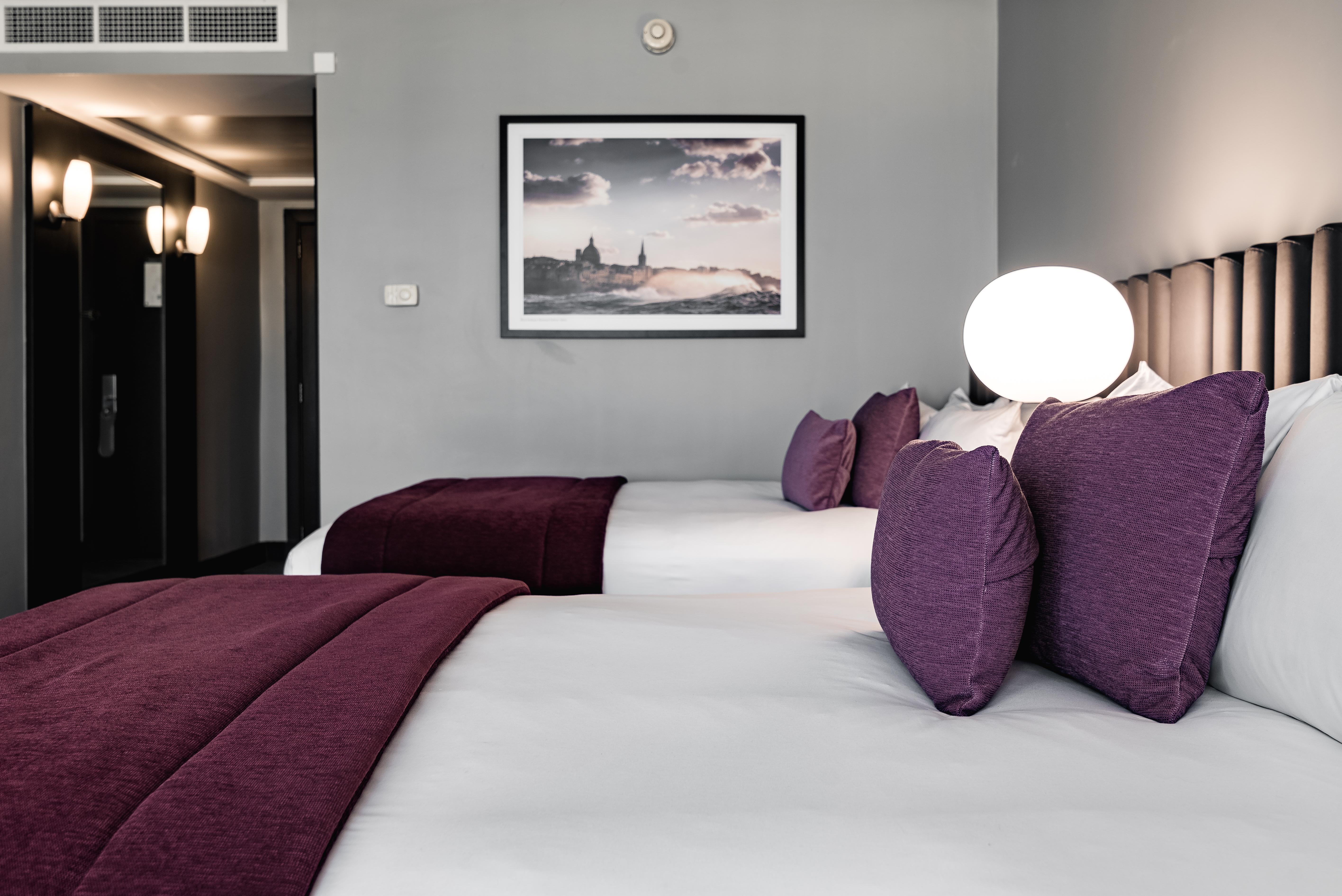 Intercontinental Malta By Ihg Hotel Saint Julian's Exterior photo A bedroom at the hotel