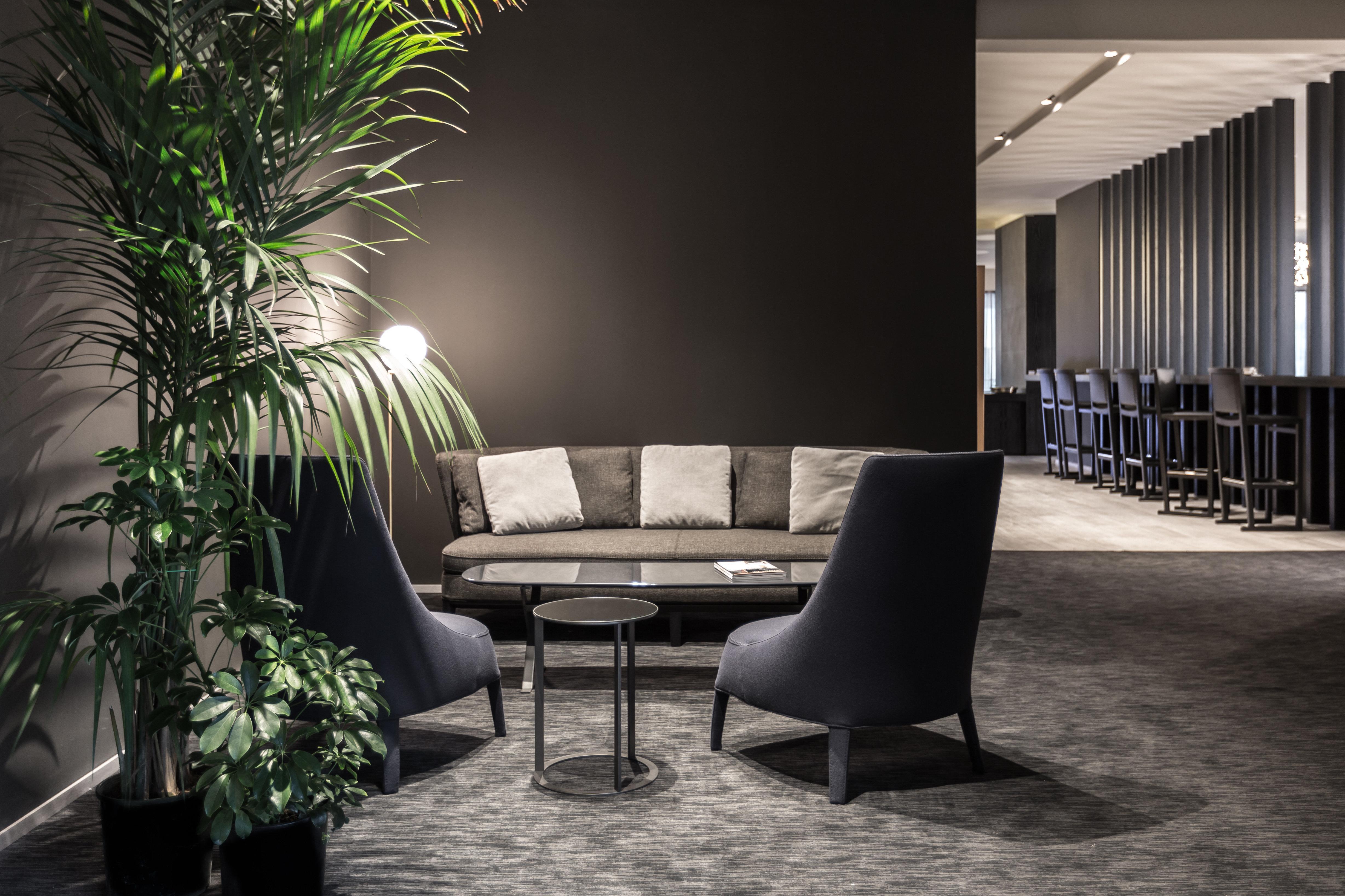 Intercontinental Malta By Ihg Hotel Saint Julian's Exterior photo The lounge at the airport